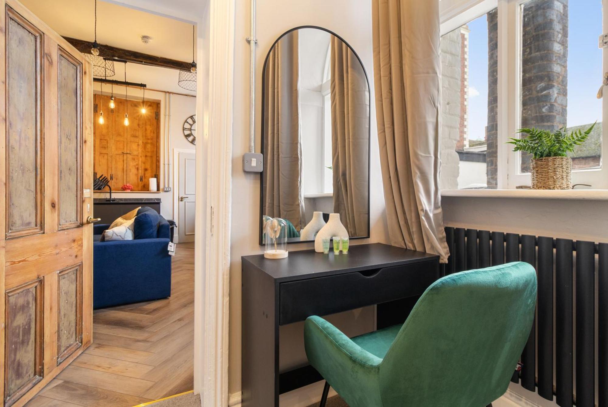 Whiskawaystays - Shaw Mews - Apartment 3 Worcester Dış mekan fotoğraf