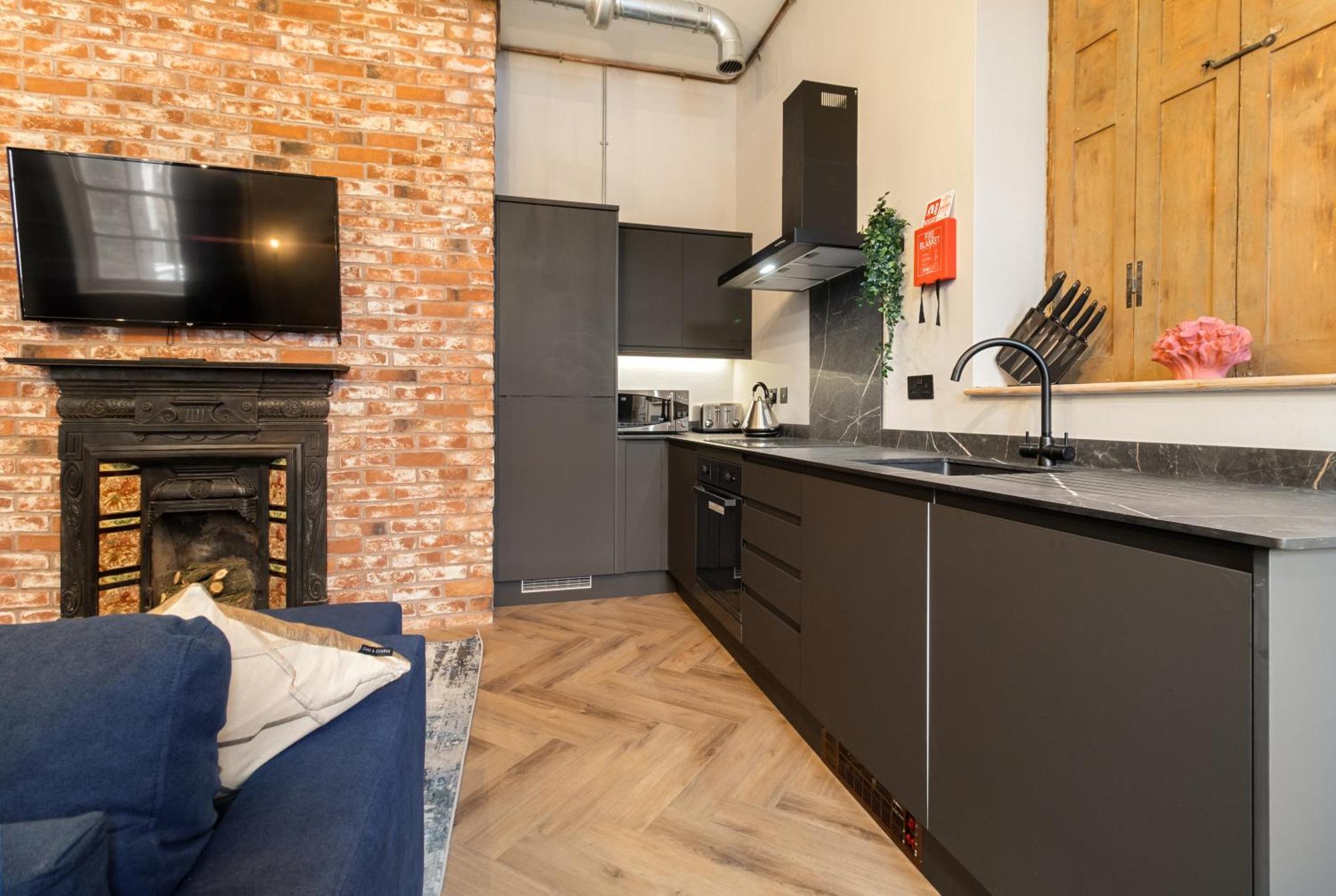 Whiskawaystays - Shaw Mews - Apartment 3 Worcester Dış mekan fotoğraf